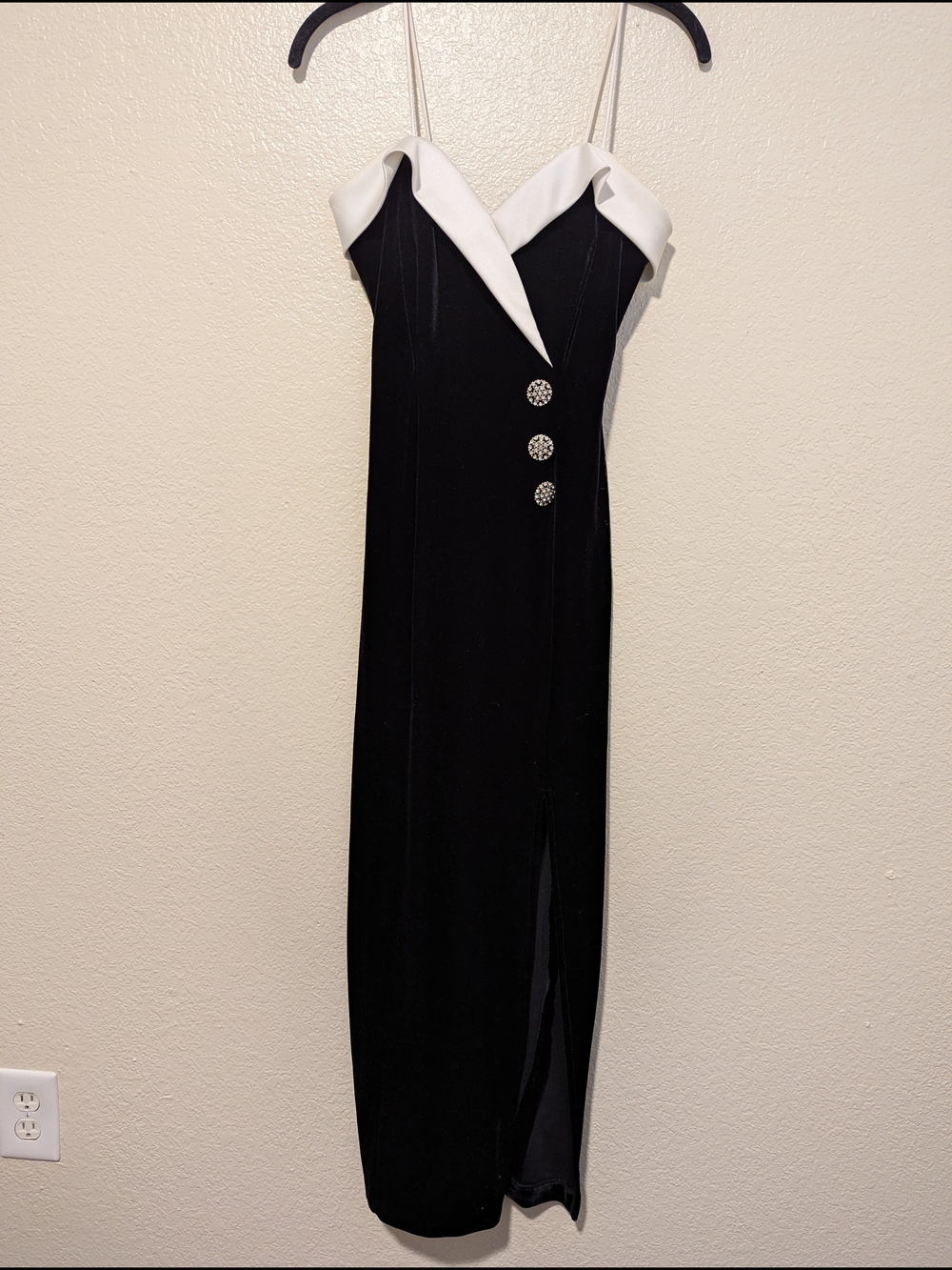 Betsy & Adam Black and White Spaghetti Strap Maxi Dress with Decorative Buttons